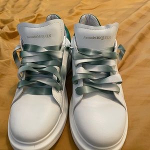 Alexander Mcqueen sneakers